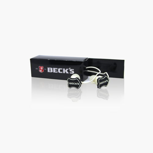 Becks-Auricolari-2